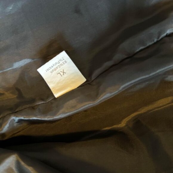 Womens XL vest (fits smaller like large) - Picture 2 of 3